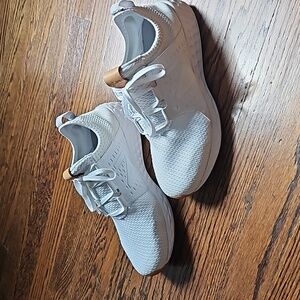 New Balance Men's Fresh Foam Cruz V1 Sneaker